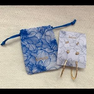 Kevia Earrings Set